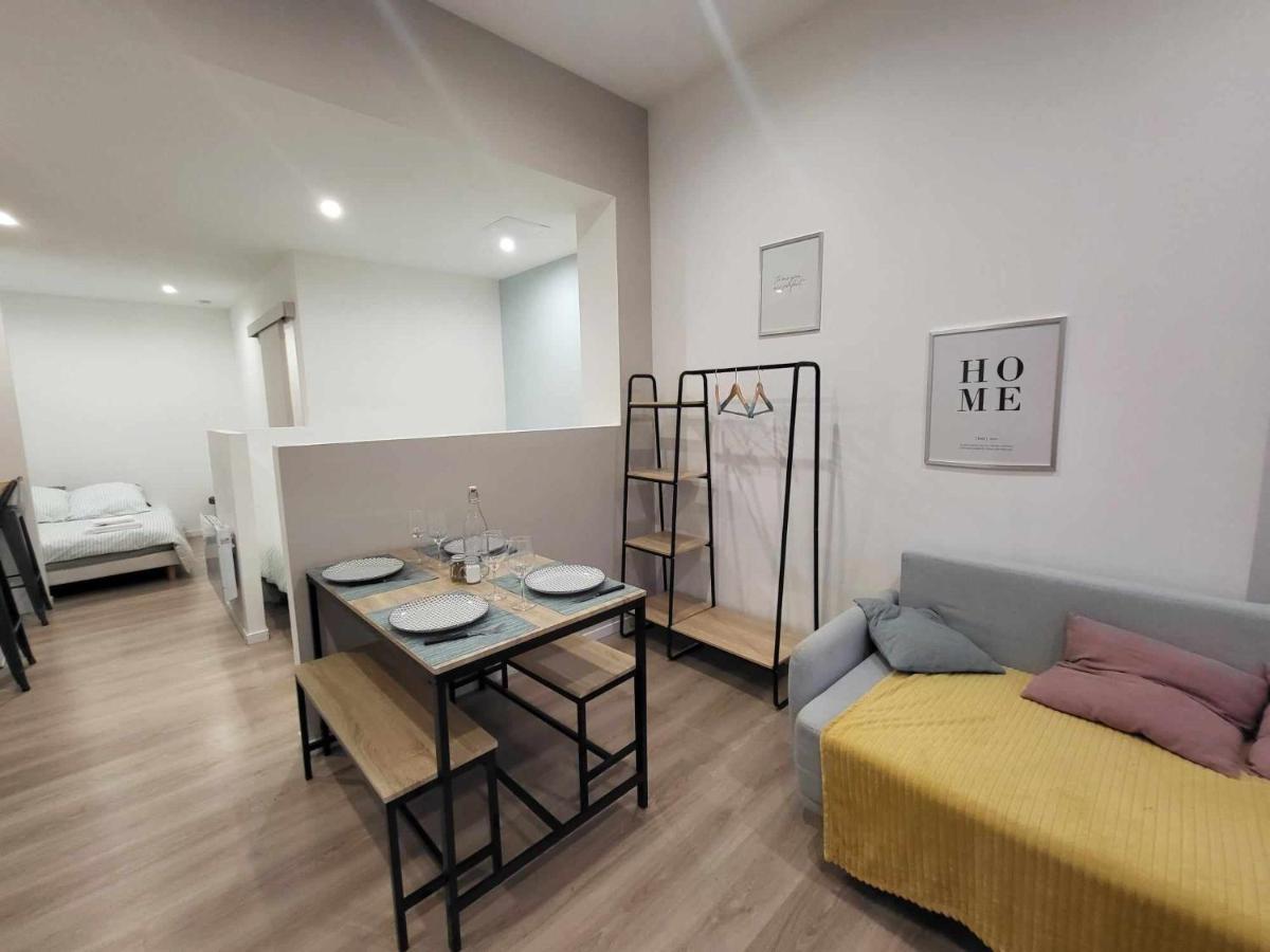 Appartement Canada 1 Валансьен Экстерьер фото